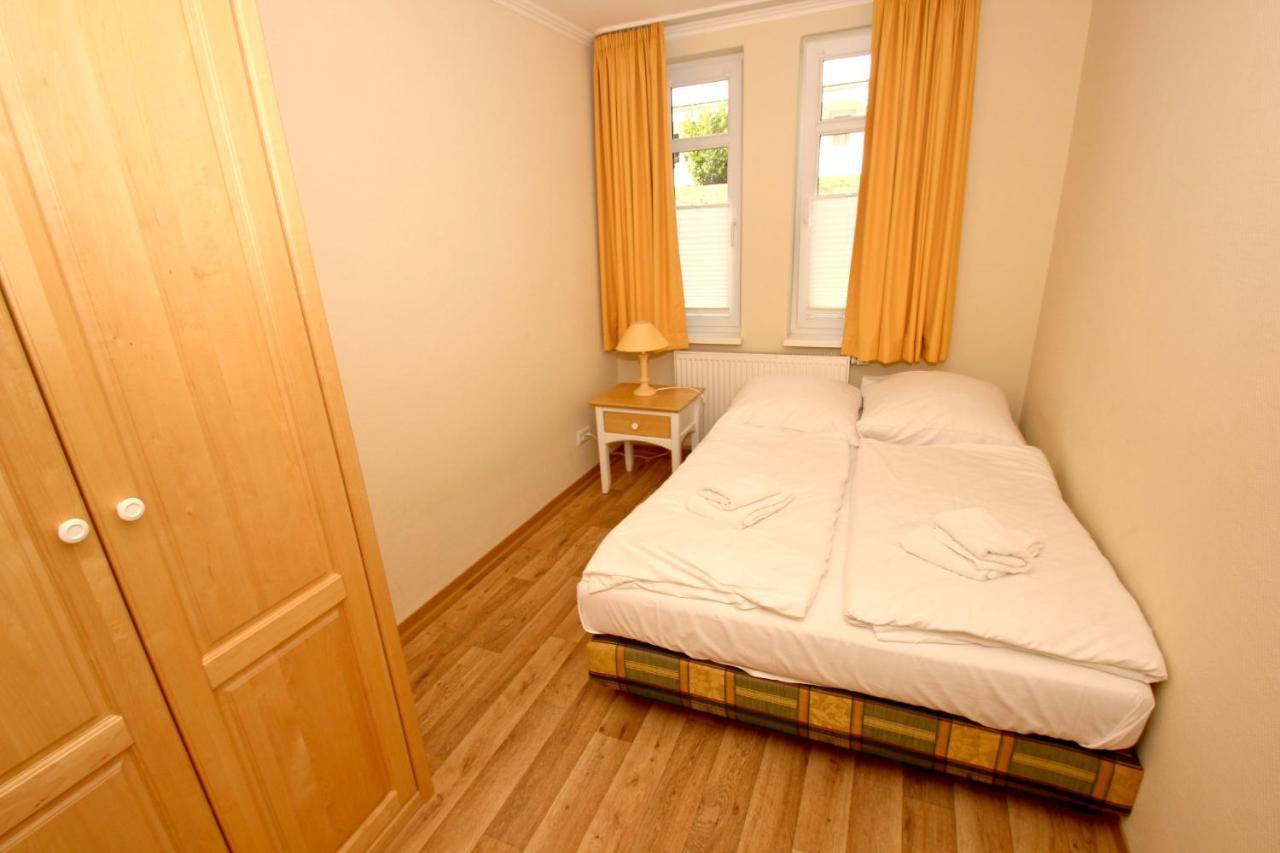 Mit Meerblick Und Balkon, Gratis Nutzung Vom Ahoi Erlebnisbad Und Sauna In Sellin - Meeresblick Fewo 35 Goehren  Exteriör bild
